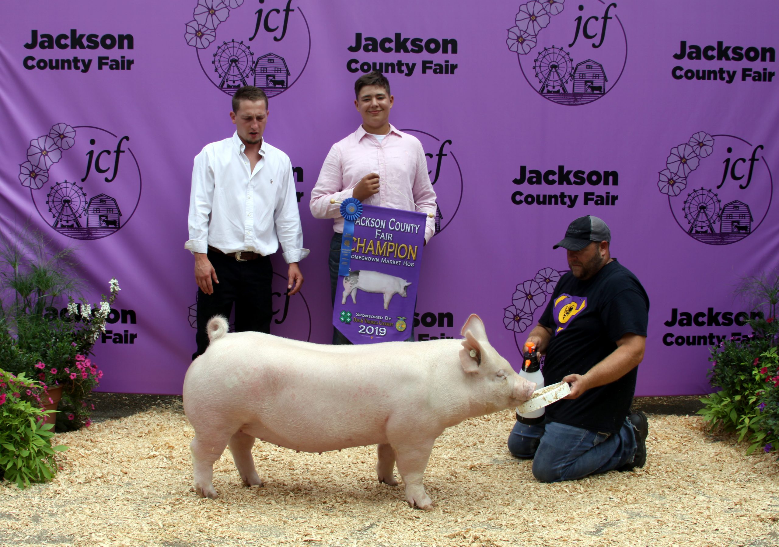 Jackson County Fair, Champion Homegrown, Sired by Hand It Over